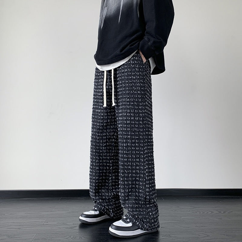 AVELOR Veazie Distressed Pants