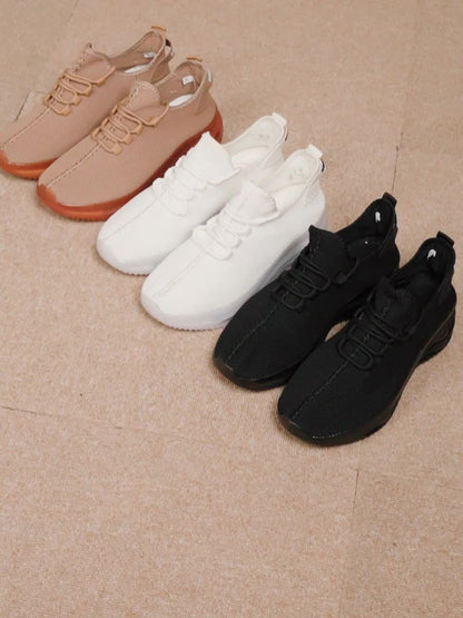 AVELOR Nova Knit Trainers