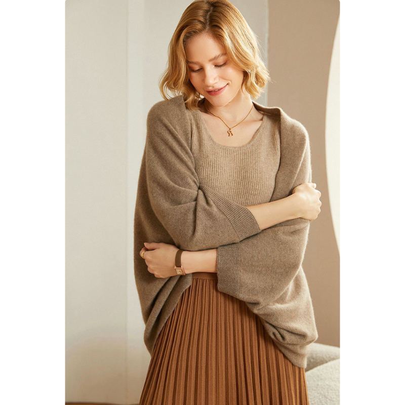 AVELOR Alpina Merino Shawl