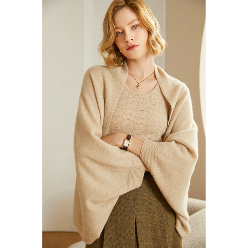 AVELOR Alpina Merino Shawl