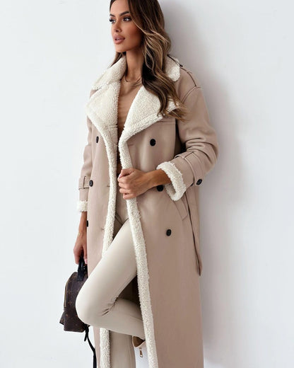 AVELOR Monroe Teddy Coat