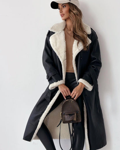 AVELOR Monroe Teddy Coat