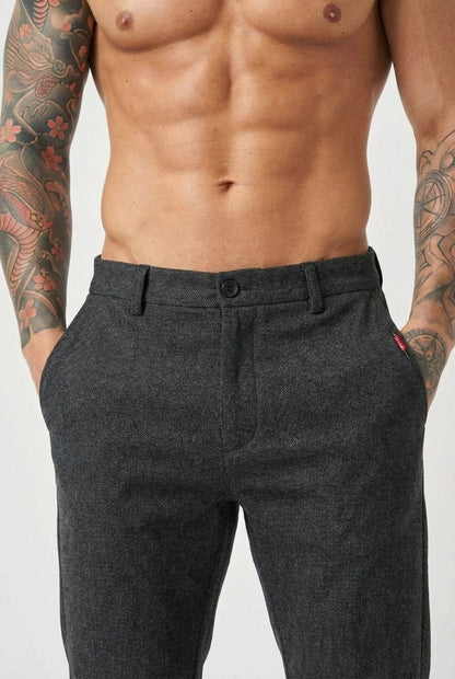 AVELOR Luca Slim Fit Pants - Black