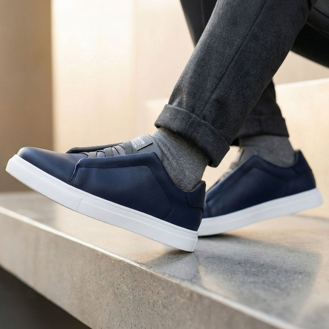 Enzo Minimalistischer Sneaker in Lederoptik